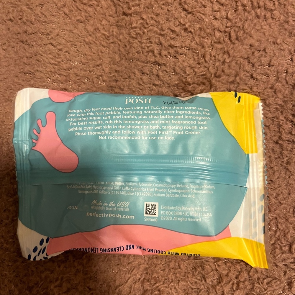 Perfectly Posh Foot Riddance - Picture 2 of 3